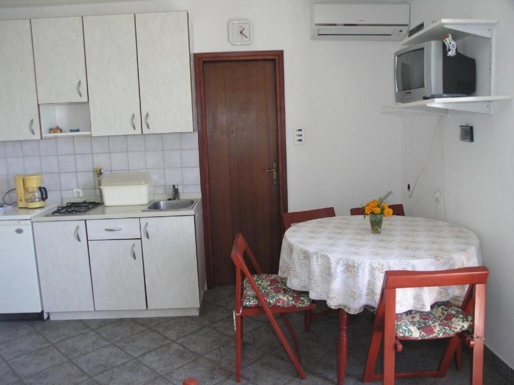 Apartments Ana Бибинье Экстерьер фото