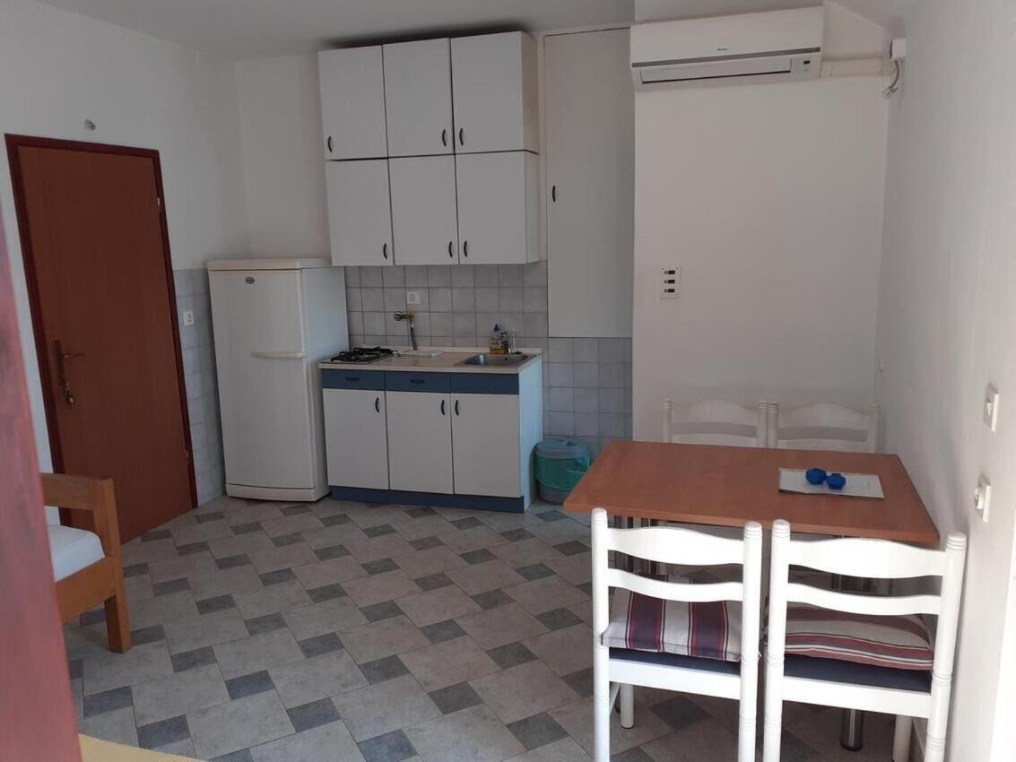 Apartments Ana Бибинье Экстерьер фото