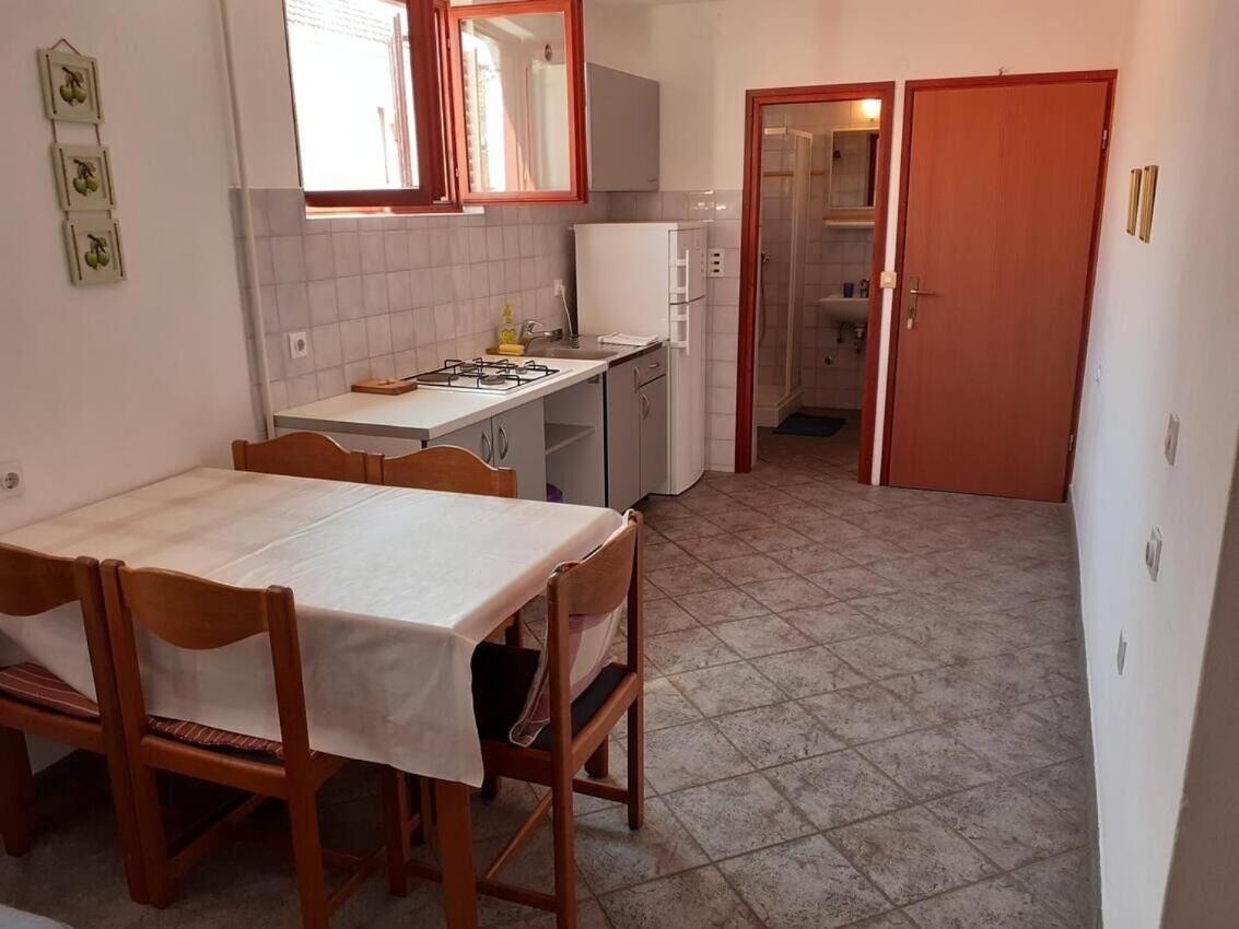 Apartments Ana Бибинье Экстерьер фото