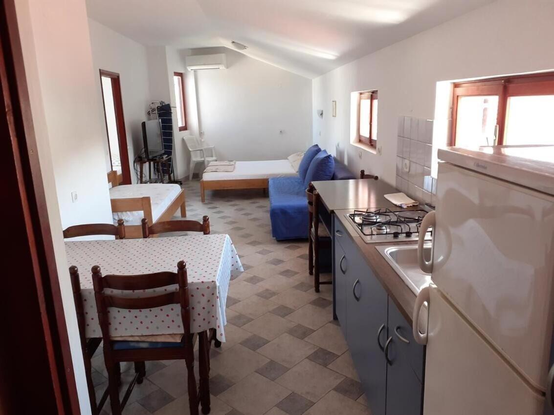 Apartments Ana Бибинье Экстерьер фото