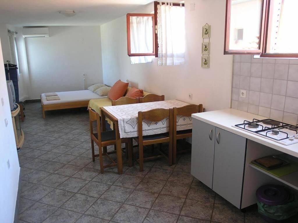 Apartments Ana Бибинье Экстерьер фото